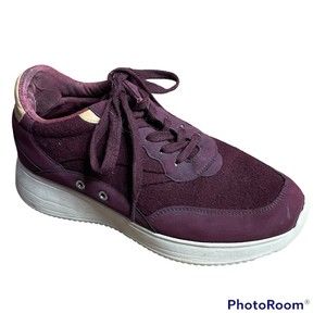 Zara Basic Woman’s Burgundy Suede Platform Sneakers Size 39 (US 8)